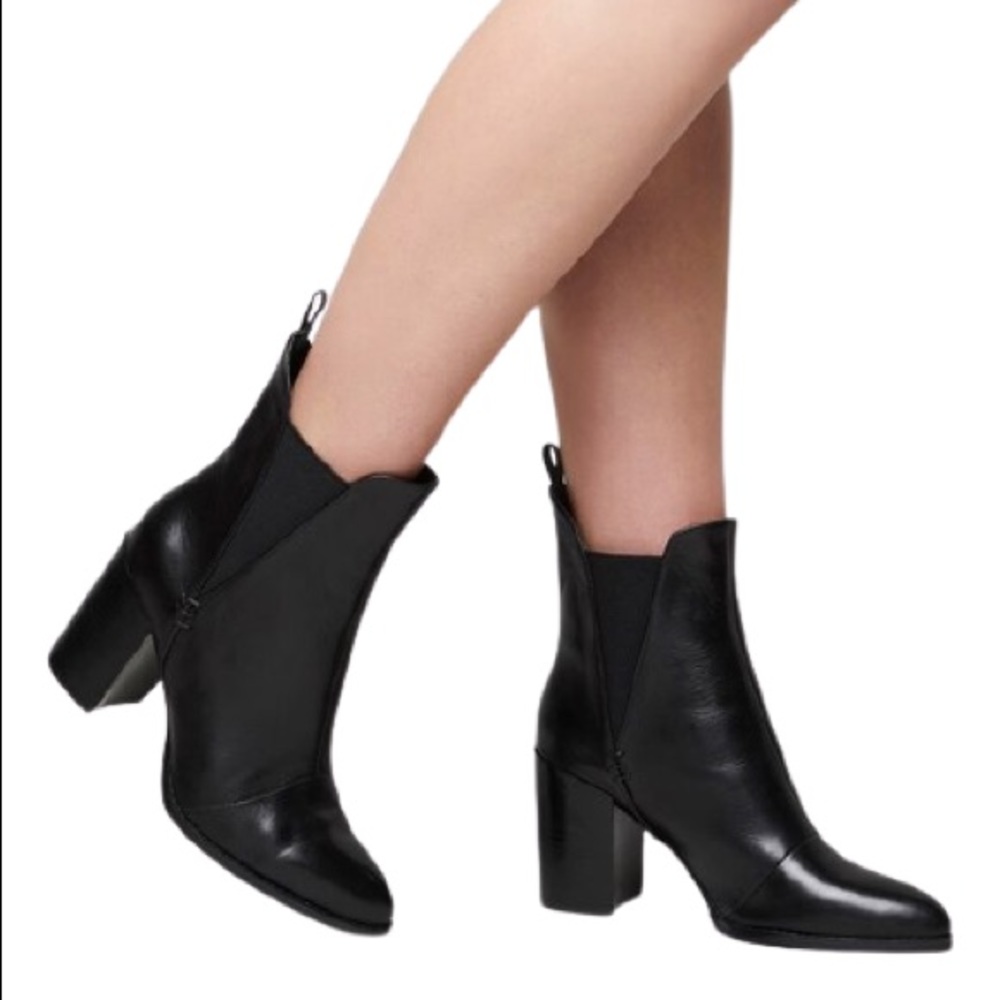 NWT Wittner Honesty Ankle Boot in Black Leather